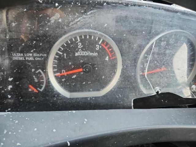2013 Isuzu NPR HD