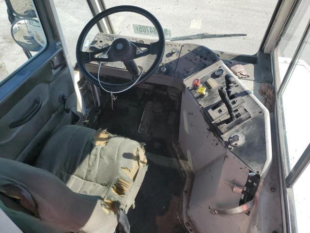 2006 Kalmar 2004 Kalmar 30 Yard Truck