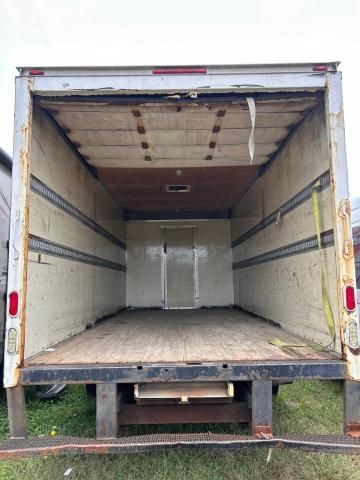 2011 Ford Econoline E350 Super Duty Cutaway Van