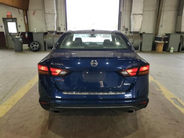 2020 Nissan Altima SR