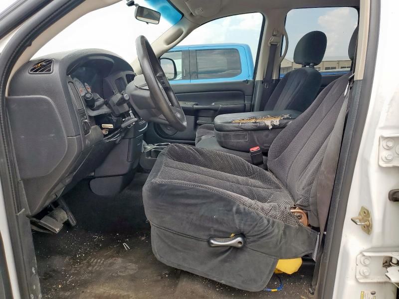 2005 Dodge RAM 1500 ST