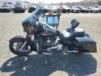 2011 Harley-Davidson FLHXSE2