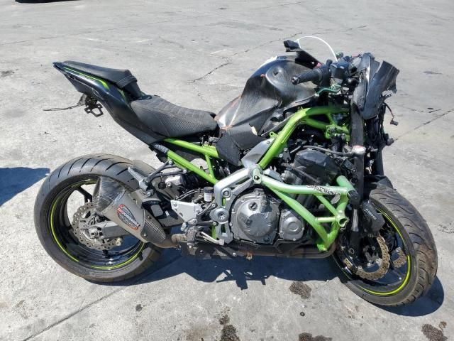 2019 Kawasaki ZR900
