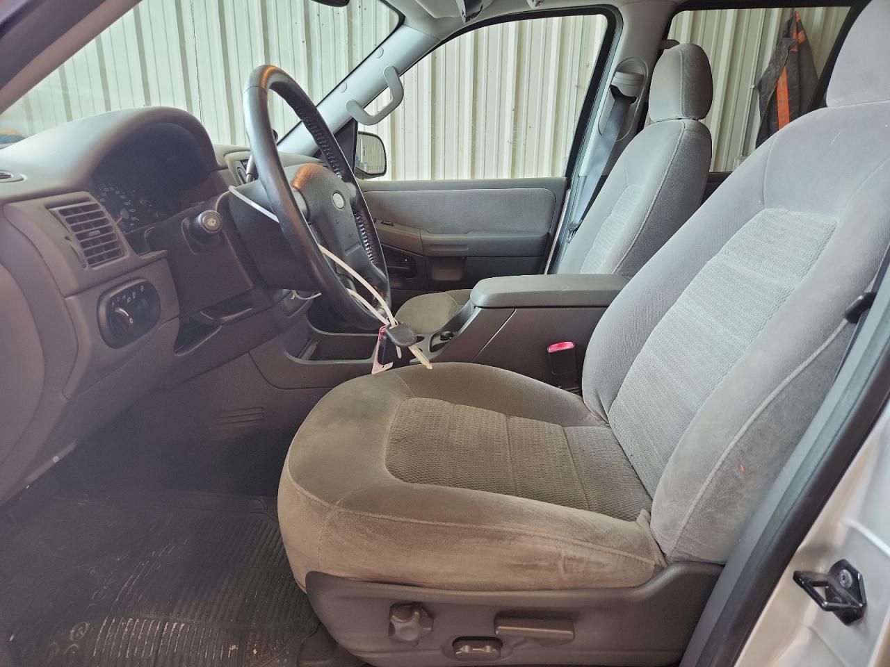 2005 Ford Explorer xlt