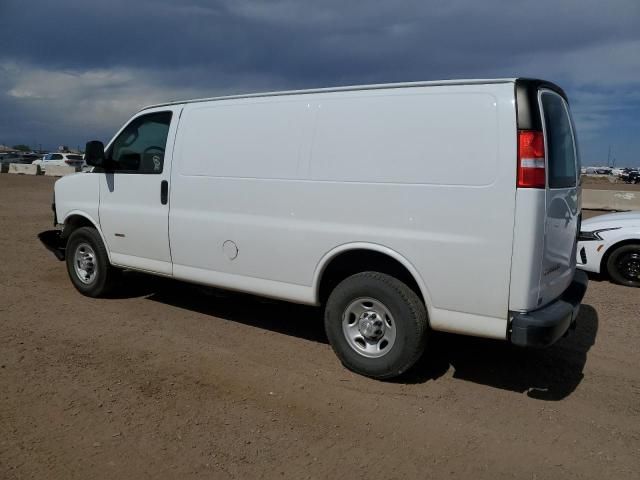 2021 Chevrolet Express G2500