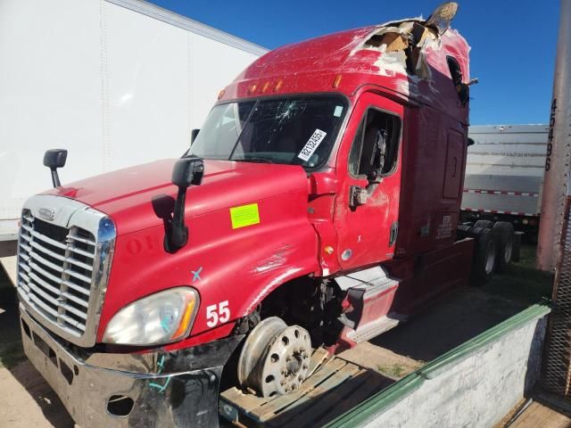 2017 Freightliner Cascadia 125 Semi Truck