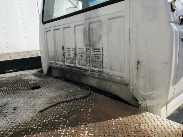 1998 Ford F800