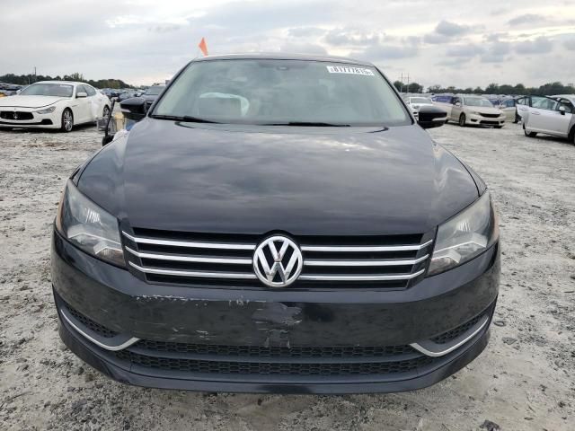 2015 Volkswagen Passat SE