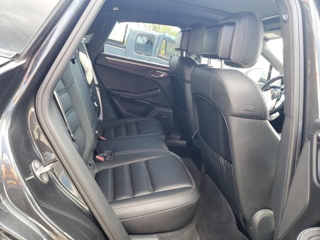 2017 Porsche Macan gts