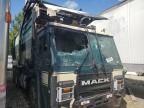 2018 Mack LR613 Refuse Truck