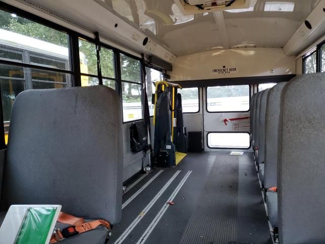 2013 Chevrolet 2013 Collins Bantam G3500-School Bus