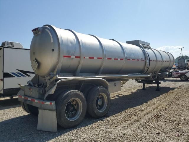 2014 Heil Vacuum Trailer