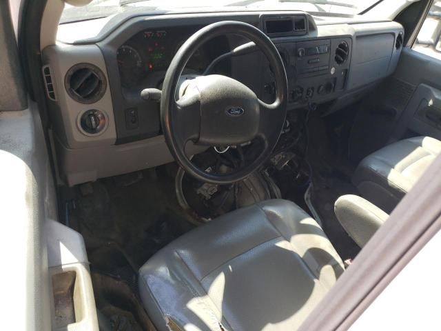 2014 Ford Econoline E250 Van