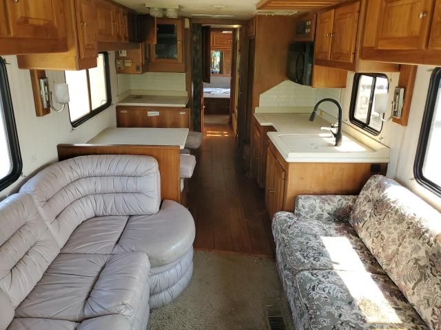 1993 Monaco 1993 Roadmaster Rail Executive Signature