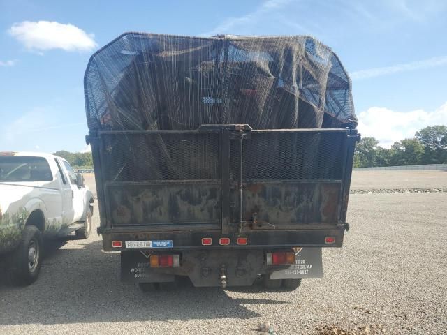 2004 Isuzu NPR