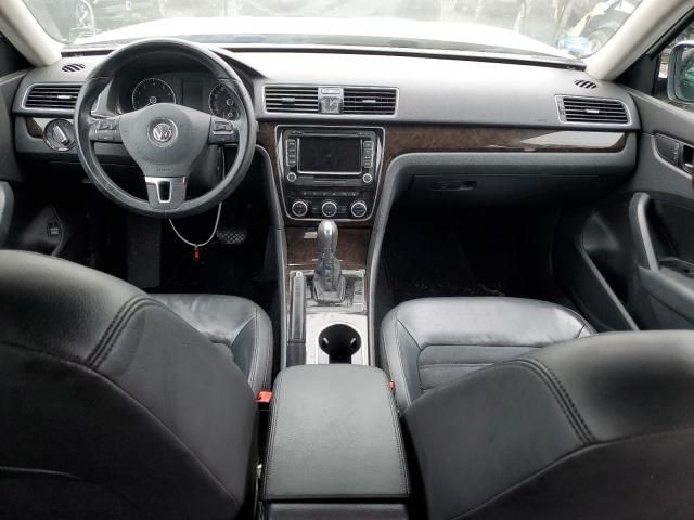 2014 Volkswagen Passat SEL