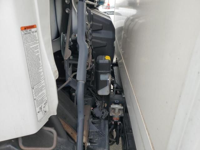 2020 Hino 195