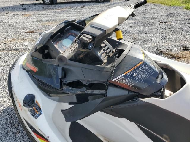2014 Sea Doo WAKEPRO215
