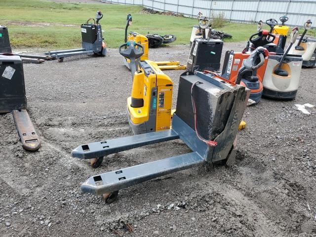 2020 Toyota Electric Pallet Jack-Pallet Jack