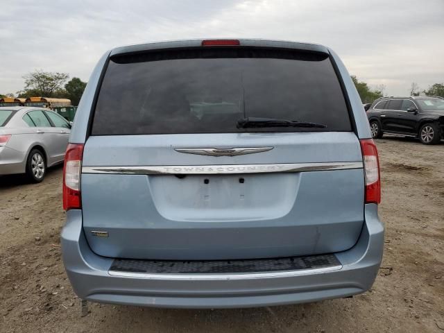 2013 Chrysler Town & Country Touring