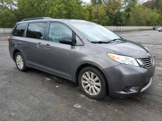 2015 Toyota Sienna le