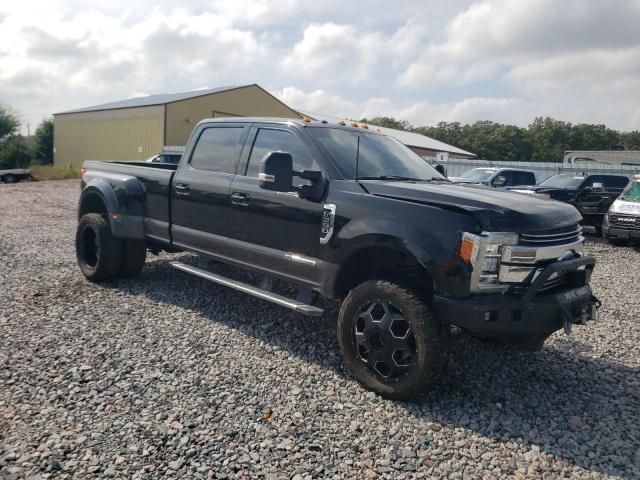 2017 Ford F350 Crew C PU 4X4