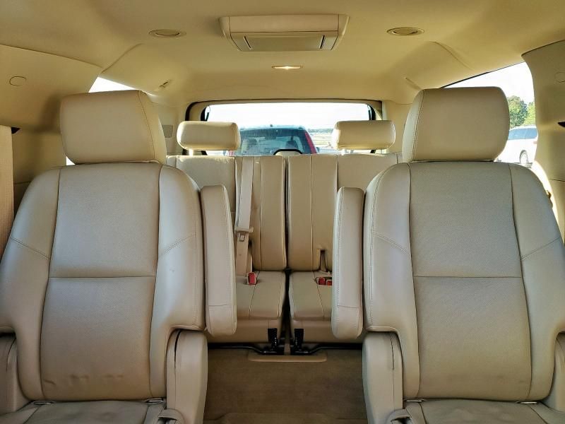 2014 Chevrolet Suburban C1500 LTZ
