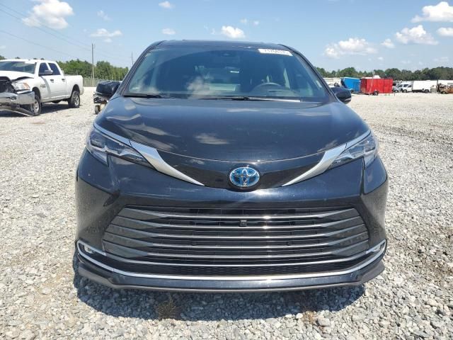 2024 Toyota Sienna Limited