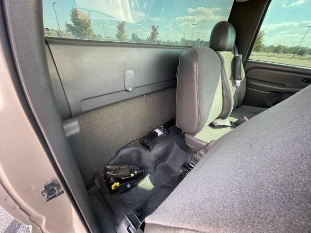 2004 Chevrolet Silverado C1500