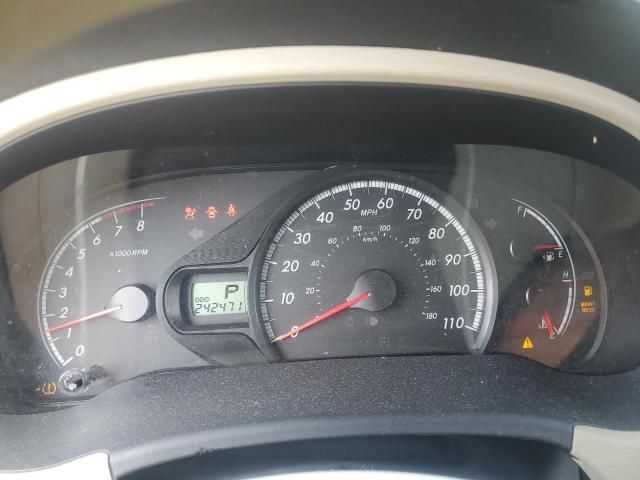 2011 Toyota Sienna le