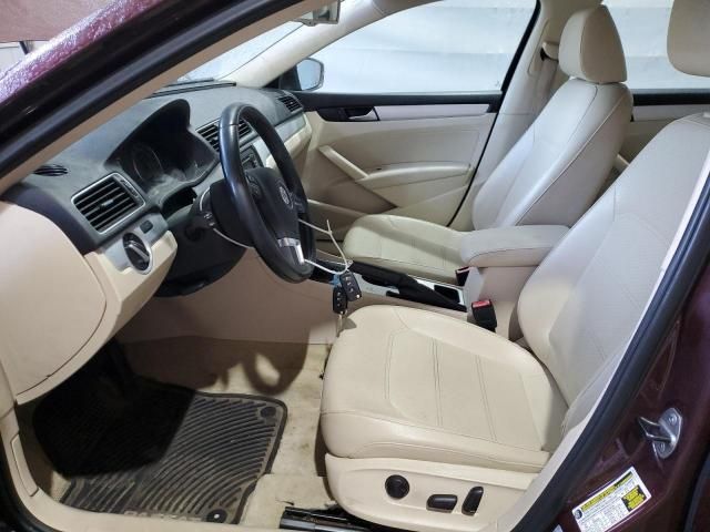 2013 Volkswagen Passat SE