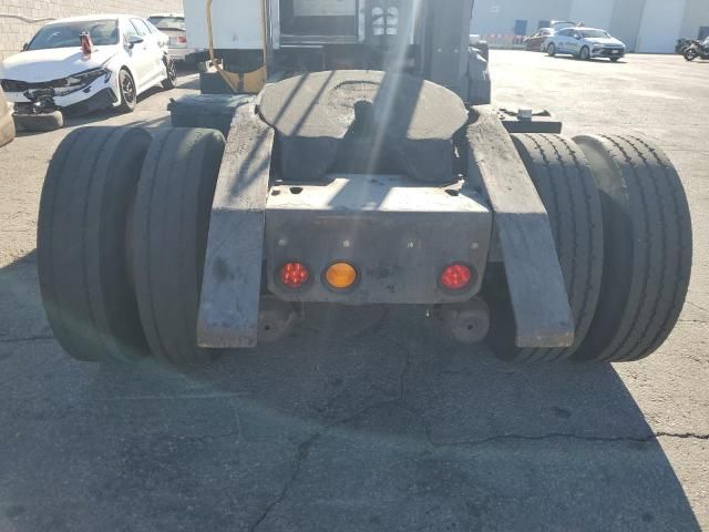 2016 Kalmar 2016 Ottawa Yard Tractor Yard DOG-SKIDDERS, Yard