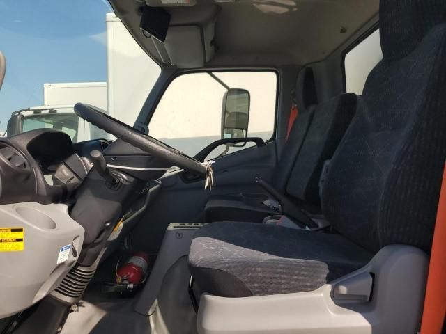2020 Hino 195
