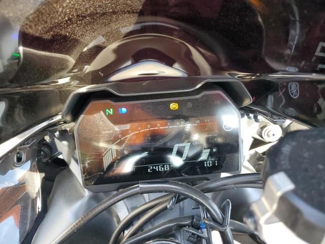 2025 Yamaha YZFR7