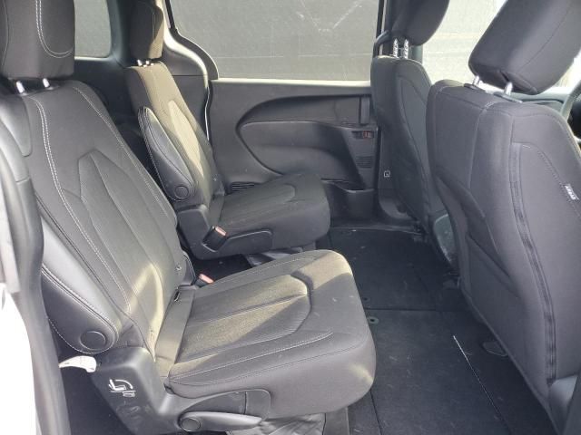 2023 Chrysler Pacifica Touring