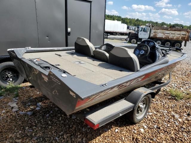 2018 Tracker Boat