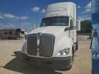 2017 Kenworth T680 Semi Truck