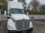 2016 Kenworth T680 Semi Truck