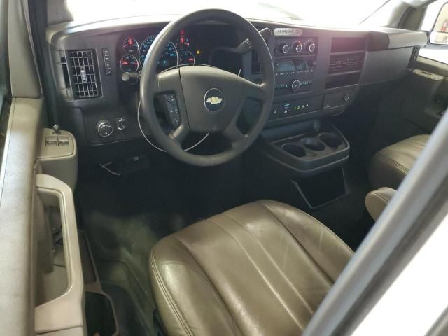 2022 Chevrolet Express G2500