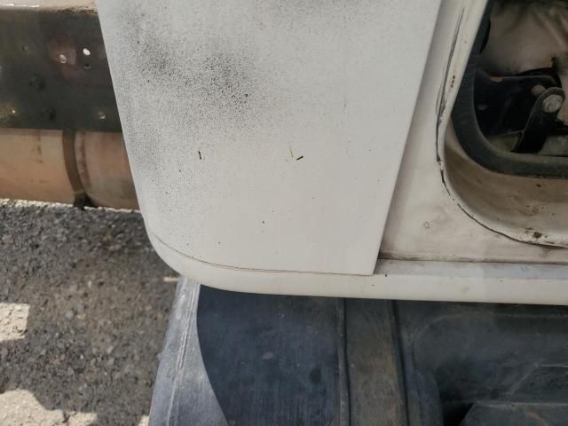 1997 International 4000 4700
