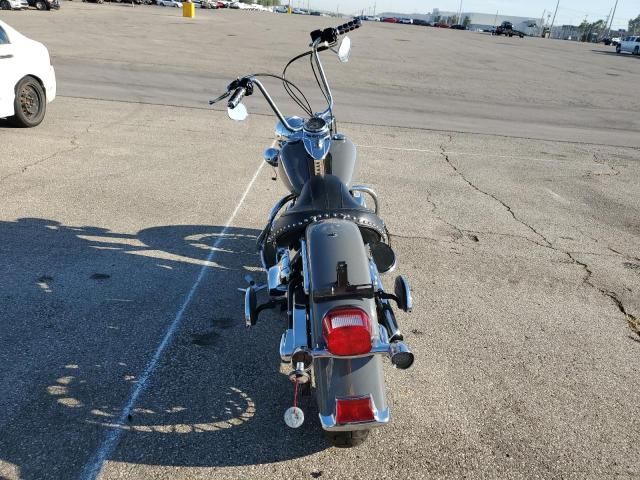 2010 Harley-Davidson Flstc