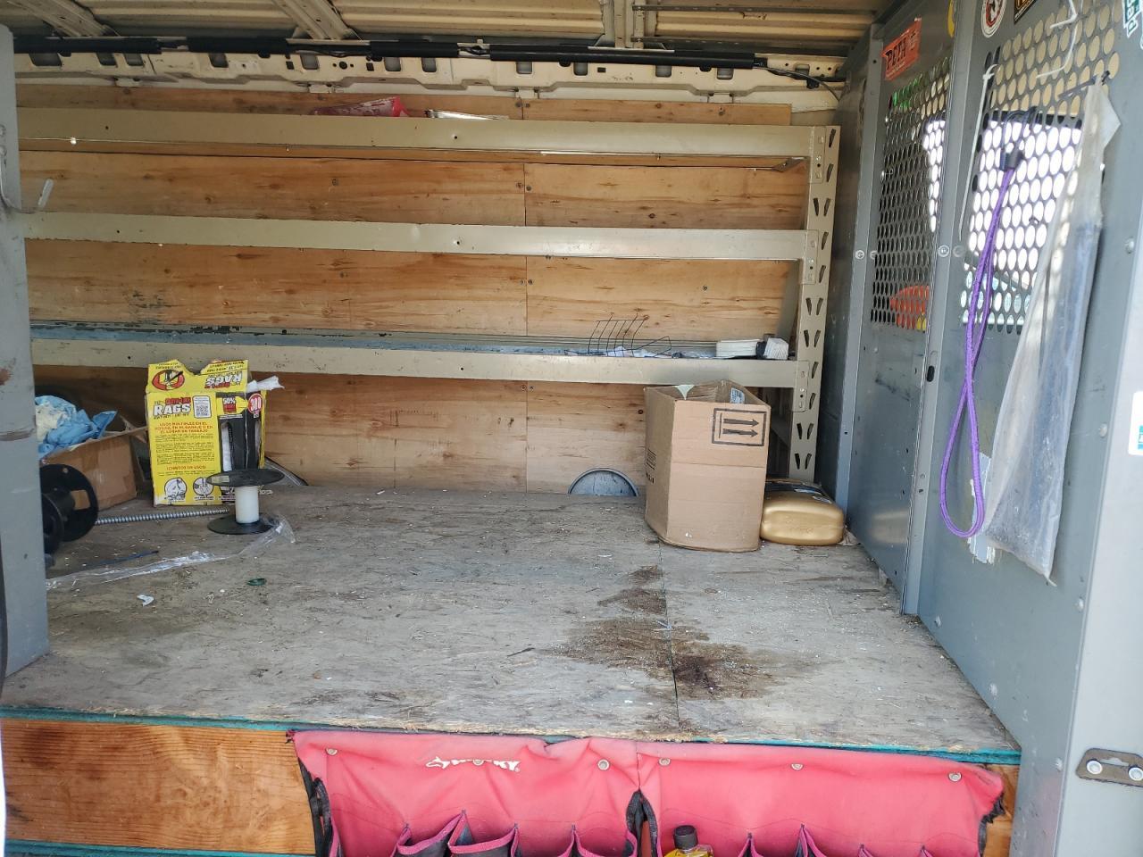 2006 Chev Express Cargo 2500 1
