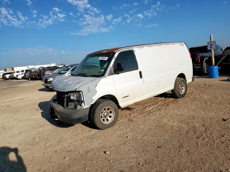 2004 Chevrolet Express G2500
