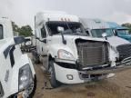 2015 Freightliner Cascadia Semi Truck