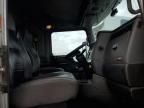 2013 Kenworth T660 Semi Truck