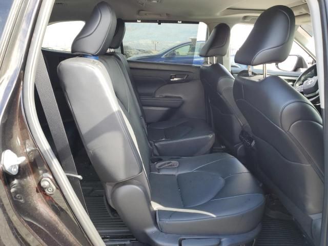 2021 Toyota Highlander Hybrid XLE