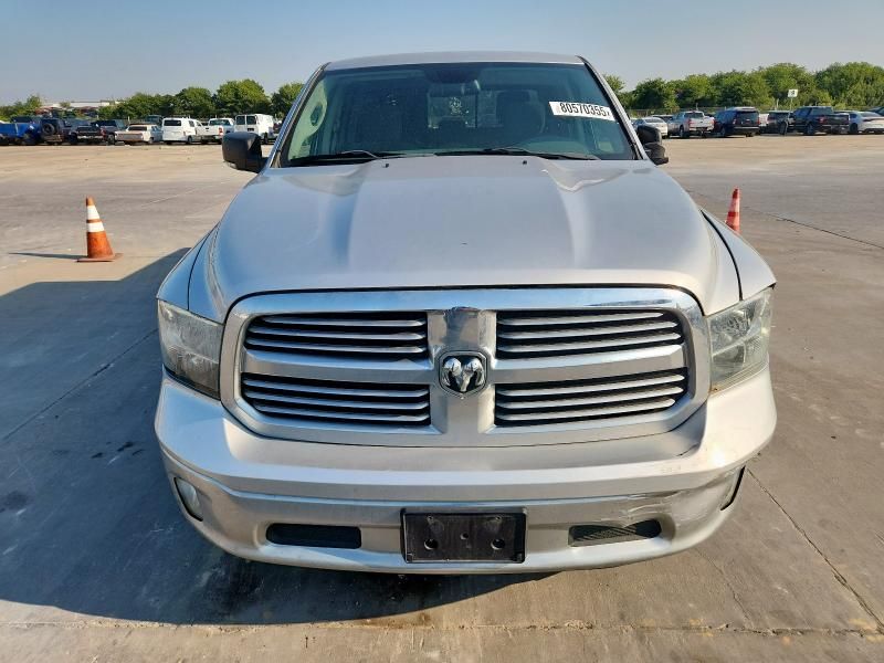 2013 Dodge RAM 1500 SLT