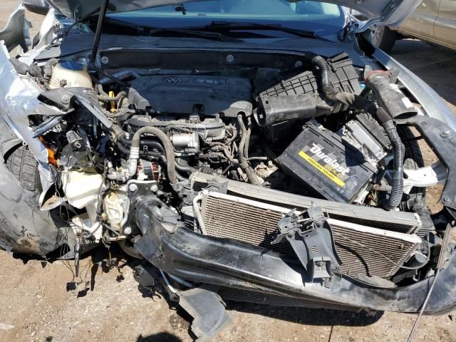 2015 Volkswagen Passat SE