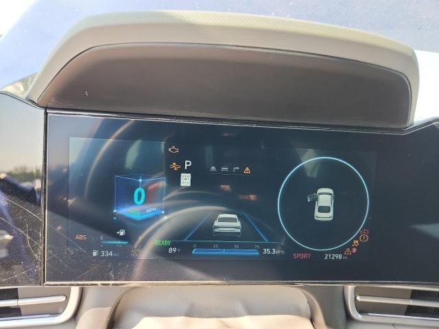 2024 Hyundai Elantra Blue