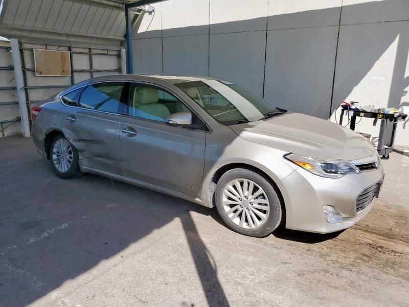 2014 Toyota Avalon Hybrid